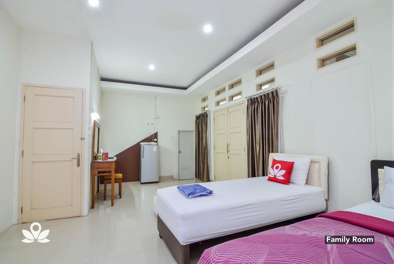 Zen Rooms Basic Gor Cikutra Bandung Ngoại thất bức ảnh