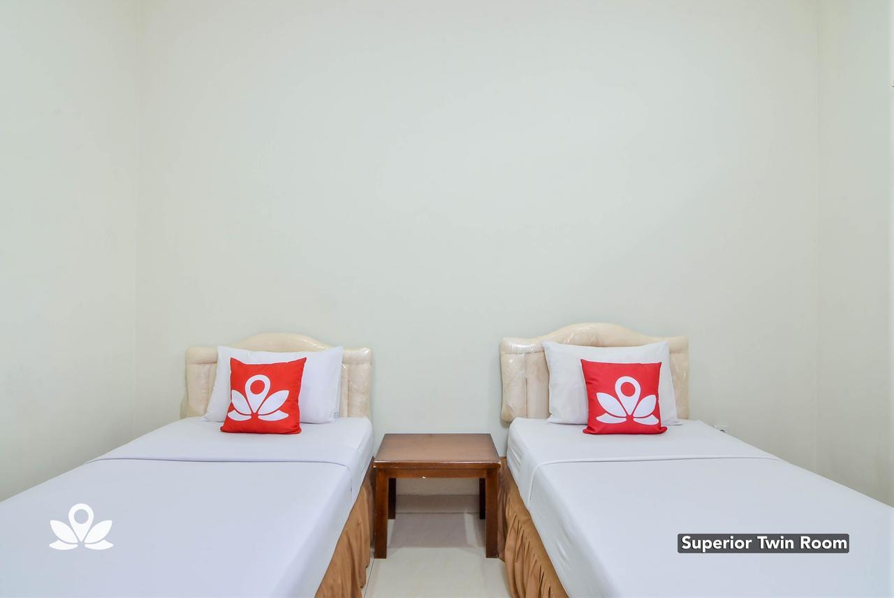 Zen Rooms Basic Gor Cikutra Bandung Ngoại thất bức ảnh