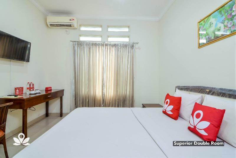 Zen Rooms Basic Gor Cikutra Bandung Ngoại thất bức ảnh